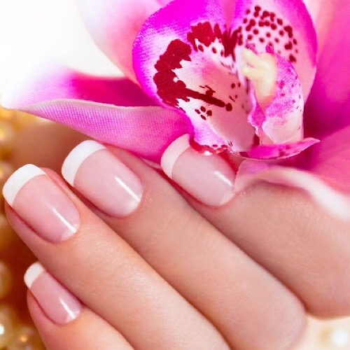 NAIL WORLD - Manicures